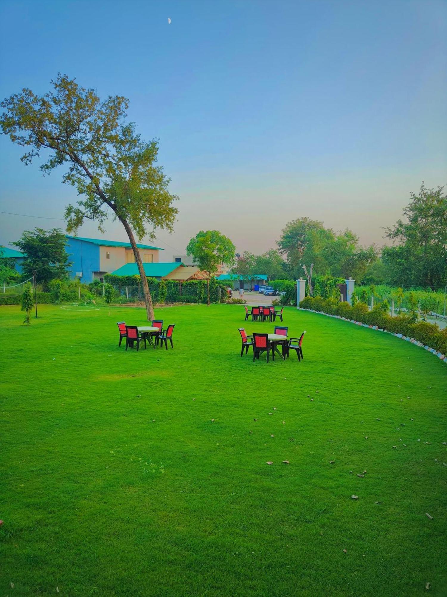 The Jungle Joy Resort & Spa Ramnagar  Luaran gambar